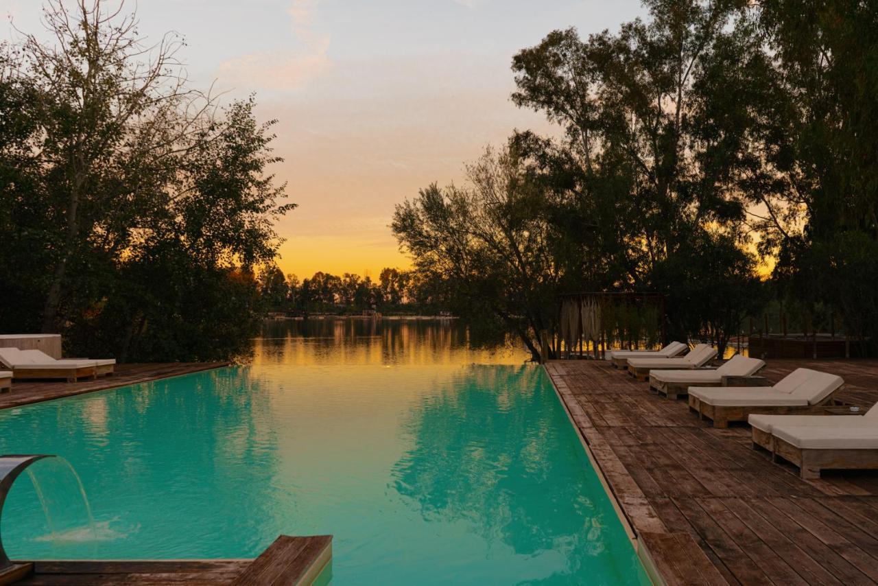 קסטל וולטורנו Plana Resort & Spa מראה חיצוני תמונה